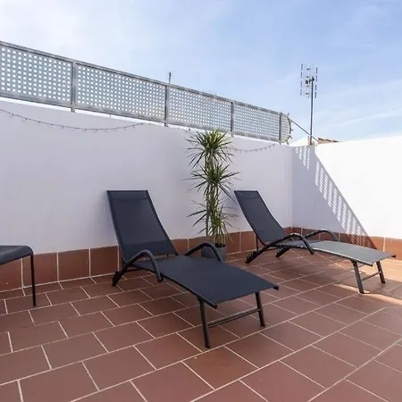 Apartment Large Private Terrace 2 Bedroom *